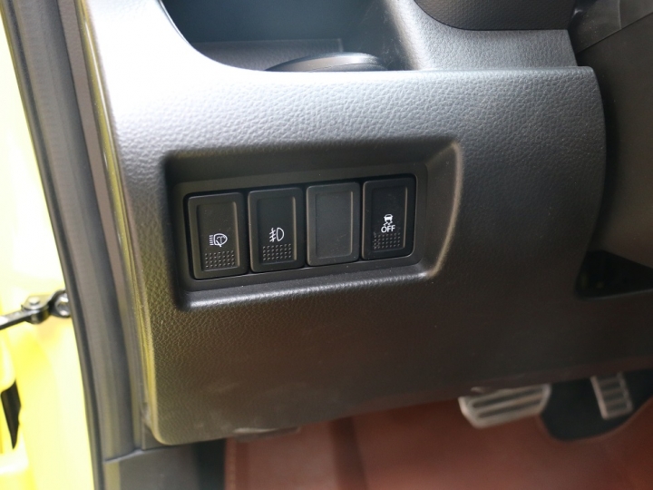 大陸 swift sport CVT開箱作業,圖片很多