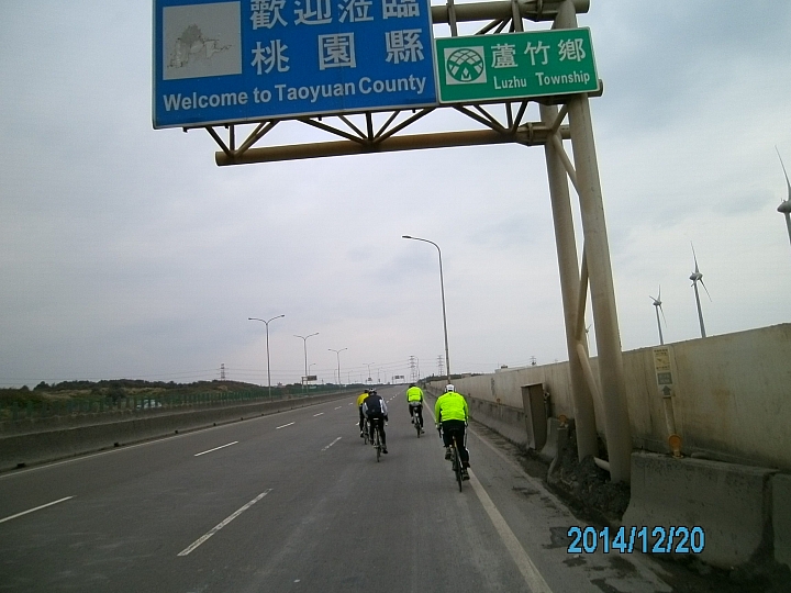 怎麼騎都騎不完的.....雙塔