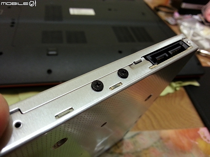 【分享】GE70 2OE 更換第二硬碟架
