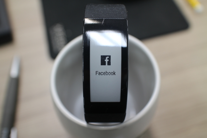 SONY Smartband Talk 便利生活的智慧手環 使用心得
