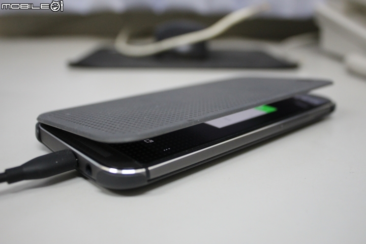 HTC M8 不專業開箱 (圖多  滲入)