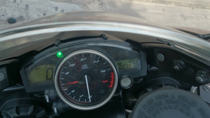 2014/12/27芭達雅Pattaya YAMAHA R6租駕遊記分享