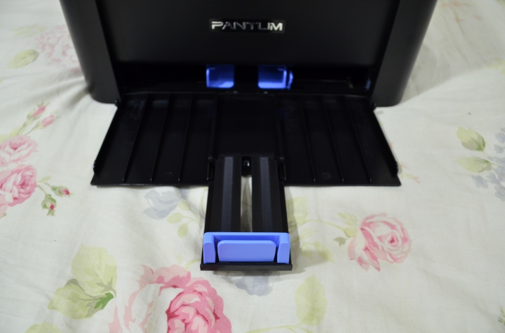 資訊展,在LENOVO旁的新牌子 奔圖「PANTUM」- P2500W