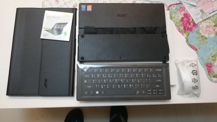Acer switch12 極簡單開箱(5F簡單心得)