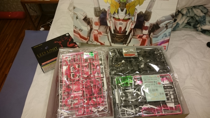 PG鋼普拉完購計畫之PG獨角獸鋼彈開箱