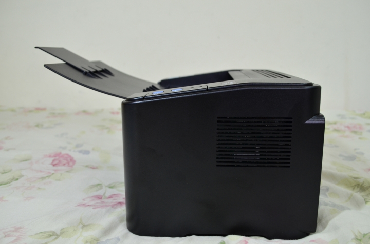資訊展,在LENOVO旁的新牌子 奔圖「PANTUM」- P2500W