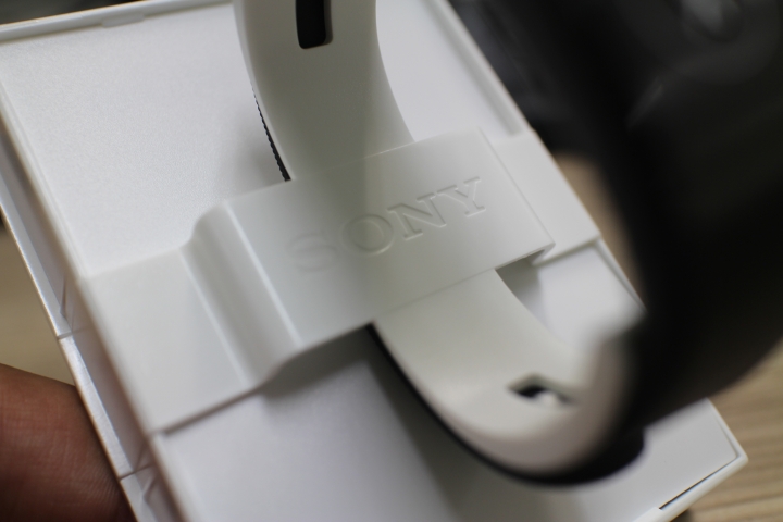 SONY Smartband Talk 便利生活的智慧手環 使用心得