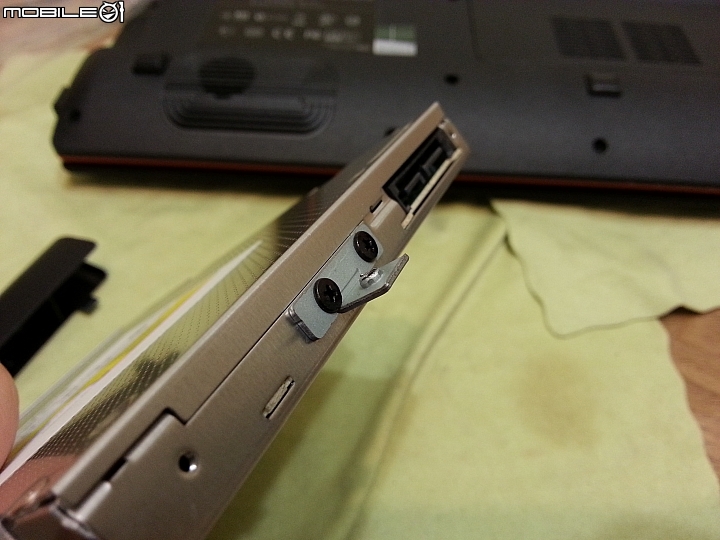 【分享】GE70 2OE 更換第二硬碟架