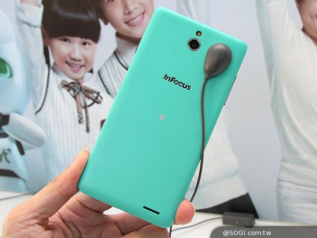InFocus M518開賣