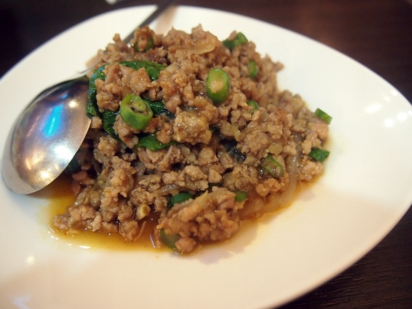 (食)台中 二分之一泰式小館