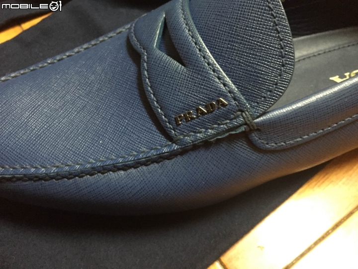 Bottega Veneta 長夾(限時特惠搶到的)+ Prada 鞋 +Ysl太陽眼鏡(一起開箱)