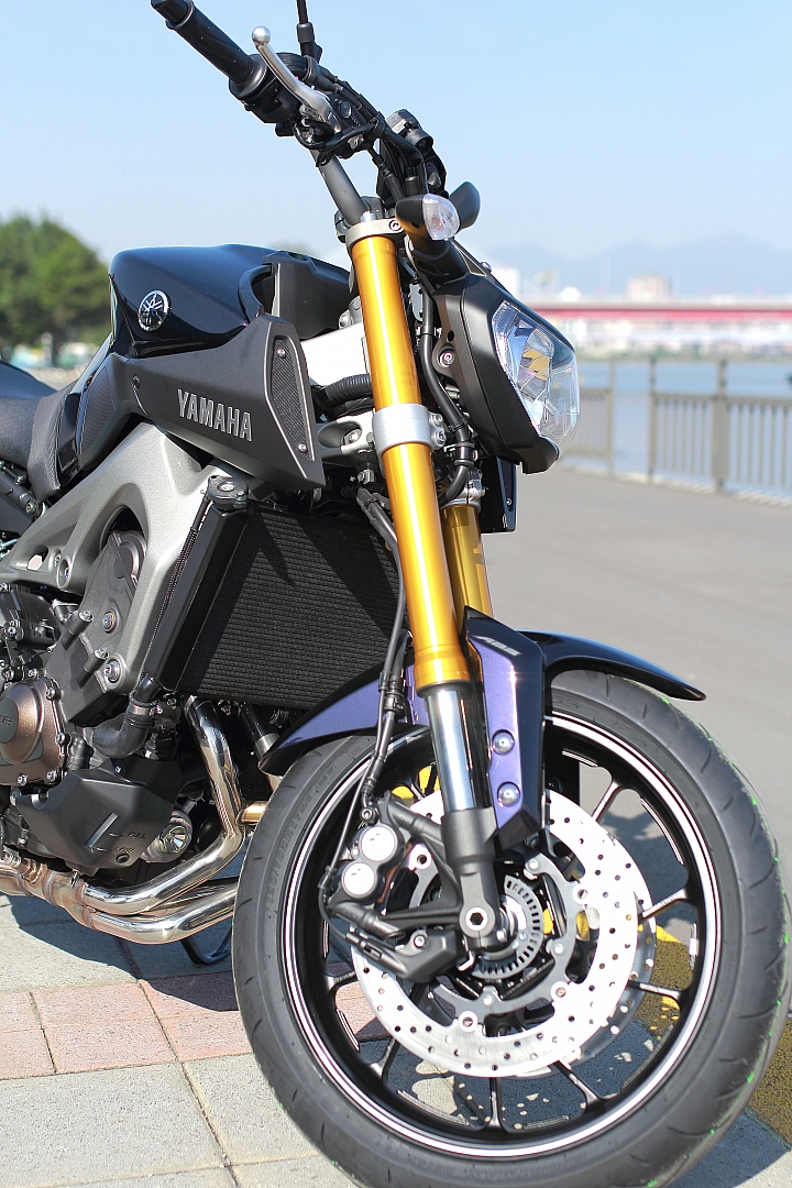 ※千呼萬喚始出來 2014跨年 YAMAHA MT-09開箱※