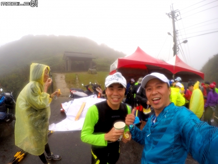 103年12月28日~我跑馬人生的第七馬, 更是第一場超馬! 66公里, 又濕又冷又硬陡的陽明山超級馬拉松~