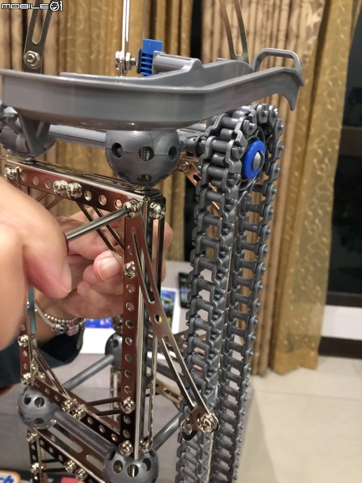 【開箱】大男孩的夢想~療癒系組裝玩具-德國eitech 組裝彈珠雲霄飛車