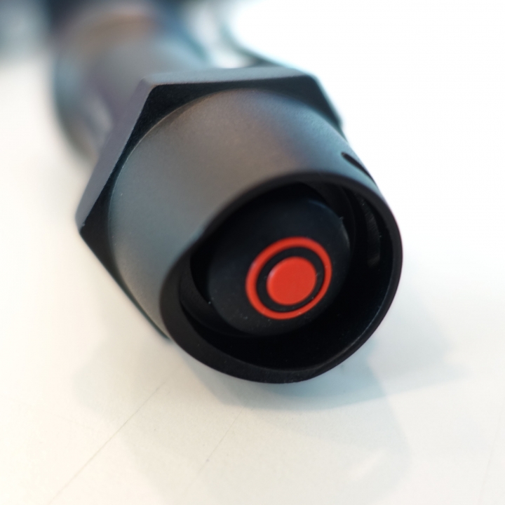 HI! LED LENSER F1 簡易開箱