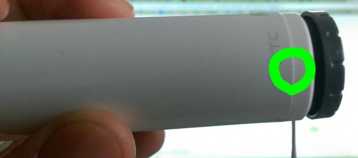 千萬不要買白色HTC RE,尤其在電腦展HTC!