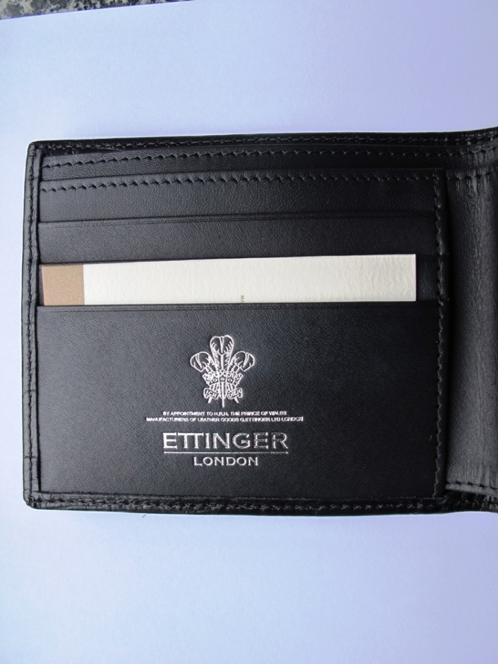 Ettinger鱷魚壓紋黑色牛皮兩折錢包