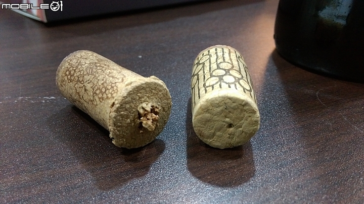 【開箱】開瓶只要一秒鐘-自動氣壓紅酒開瓶器開箱分享及簡單心得 (圖有一點多...)