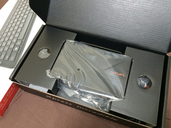 Liva X 純硬體開箱