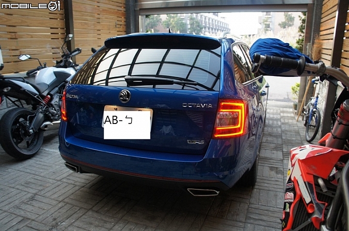 2015年式Octavia combi RS TSI開箱~!!