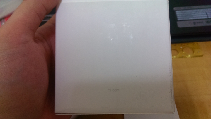 Y拍上買的小米 10400 行動電源,不知是否為官方貨