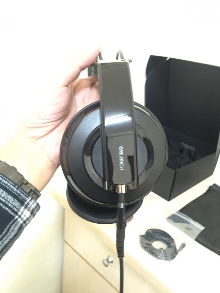 【不專業開箱】ATH-MSR7LTD