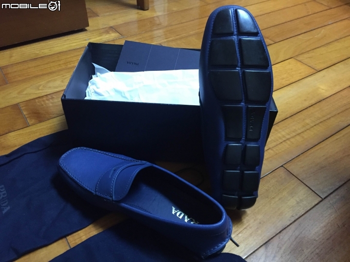 Bottega Veneta 長夾(限時特惠搶到的)+ Prada 鞋 +Ysl太陽眼鏡(一起開箱)