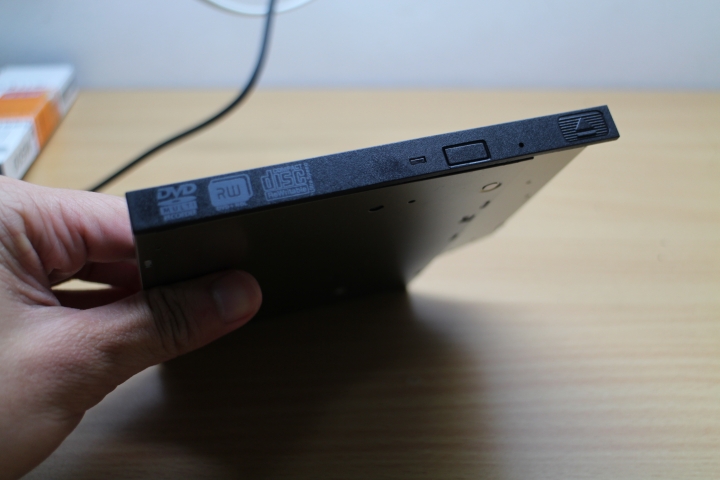 ASUS X450VC筆電小升級(換裝SSD紀錄)