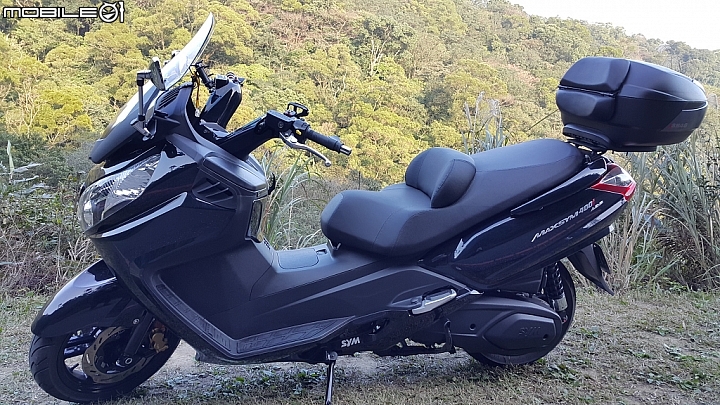 Maxsym 400i ABS 新山夢湖之殺小灣