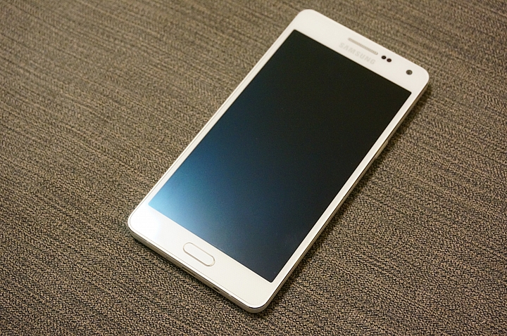 美形美色,輕盈靓眼~獨家試用 Samsung GALAXY A
