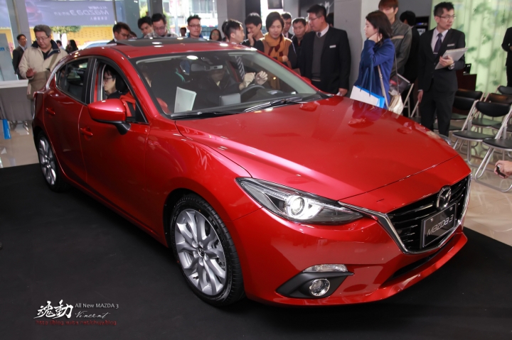 Mazda 3 CROSSOVER CUV變種休旅