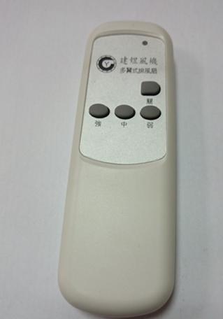 後院露台採光罩的通風扇(排風扇)安裝DIY開箱