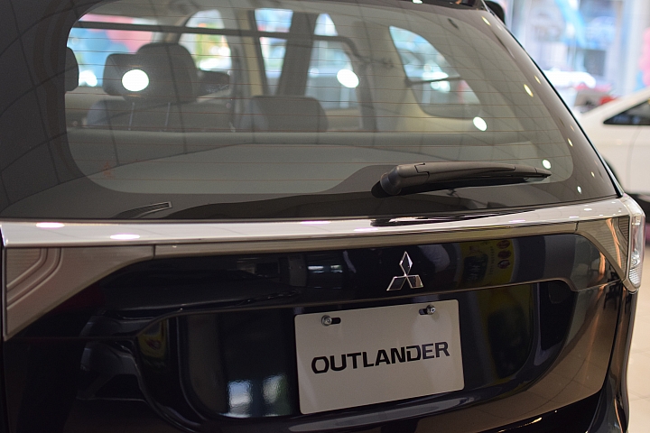 體驗 Mitsubishi Outlander 雙動力