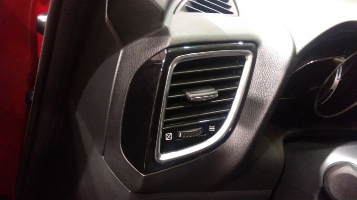 Mazda 3 CROSSOVER CUV變種休旅