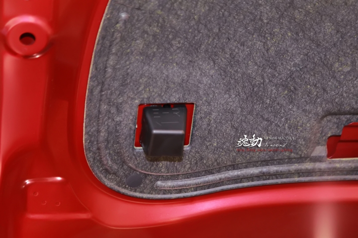 Mazda 3 CROSSOVER CUV變種休旅
