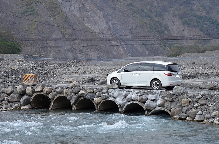 南橫通車困難:MPV+米其林Primacy 3ST開到梅山口折返探勘實測之行