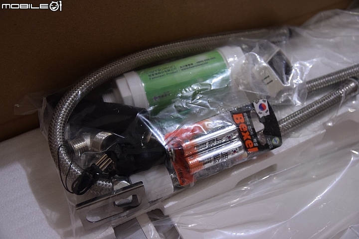 給豆桑的聖誕禮物 全家淨FC-W1501R數位馬桶座