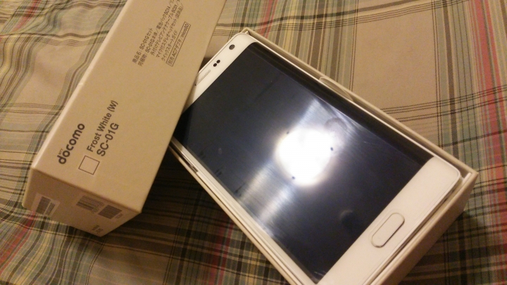 Galaxy note edge 簡易開箱圖。(文少)
