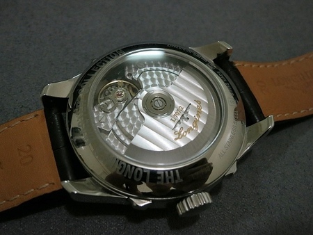 打造手腕上的品味,小資上班族錶款建議 : 浪琴四逆跳月相錶 Longines Master Retrograde Moonphases