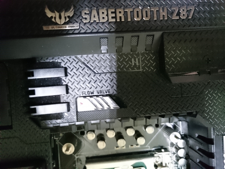 15K的4770K X Sabertooth Z87 主機新手開箱文~