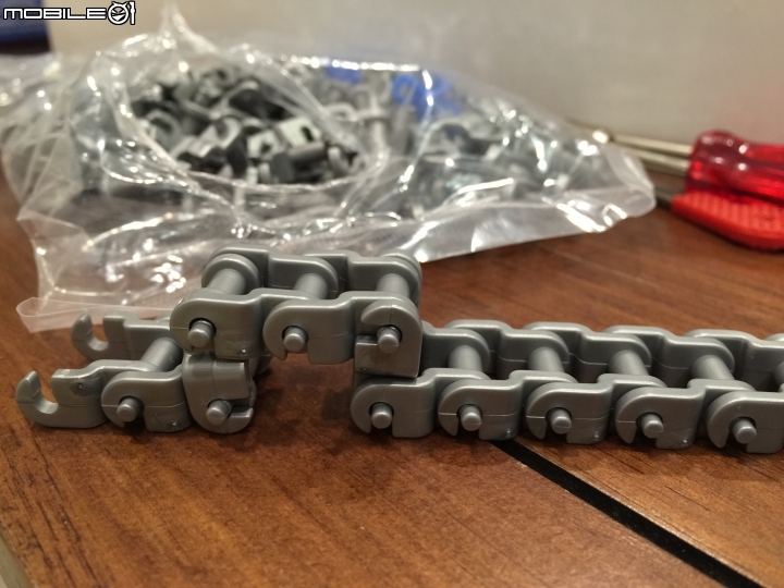 【開箱】大男孩的夢想~療癒系組裝玩具-德國eitech 組裝彈珠雲霄飛車