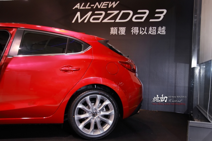 Mazda 3 CROSSOVER CUV變種休旅