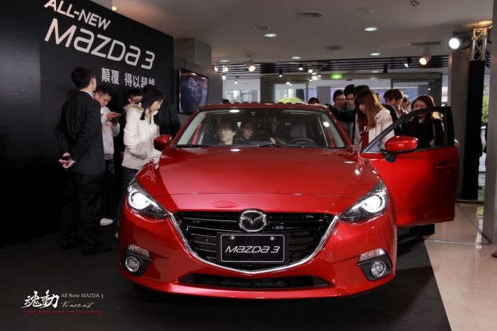 Mazda 3 CROSSOVER CUV變種休旅