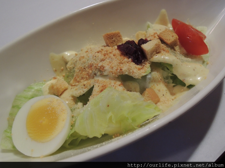 台中大里.軟嫩鮮甜又多汁的法式油封鴨胸@廚異料理牛排館(+wifi)