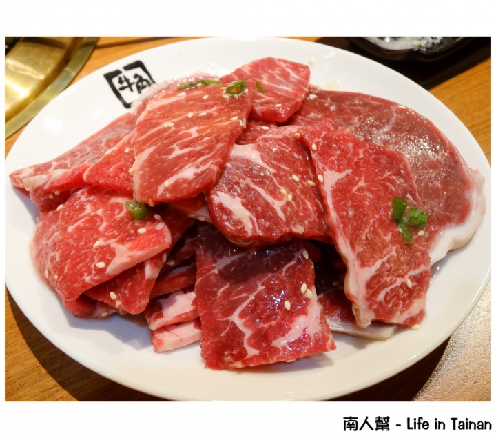 【台南市東區-美食】南紡夢時代 #牛角日式炭火燒肉(燒肉吃到飽版)#