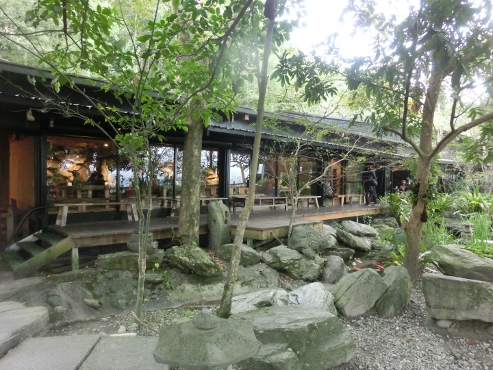 花蓮鳳林鄉/ 被遺忘的故鄉~月蘆 復古日式風格餐廳 (道地的客家料理) - 梅子雞 桶雞私房美味 要訂才吃的到