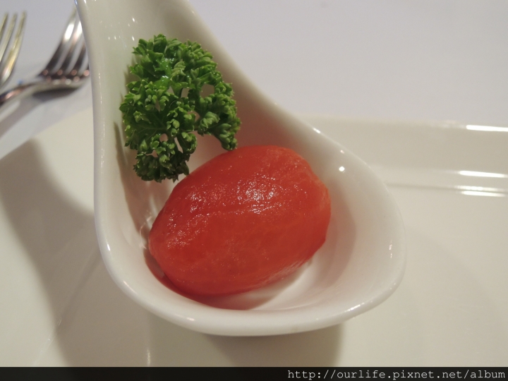 台中大里.軟嫩鮮甜又多汁的法式油封鴨胸@廚異料理牛排館(+wifi)