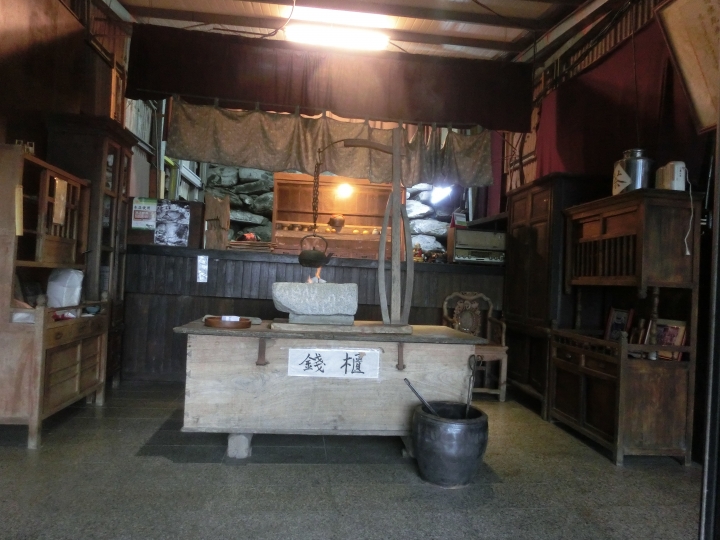 花蓮鳳林鄉/ 被遺忘的故鄉~月蘆 復古日式風格餐廳 (道地的客家料理) - 梅子雞 桶雞私房美味 要訂才吃的到