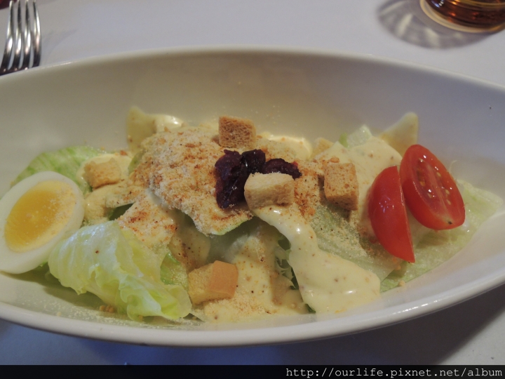 台中大里.軟嫩鮮甜又多汁的法式油封鴨胸@廚異料理牛排館(+wifi)