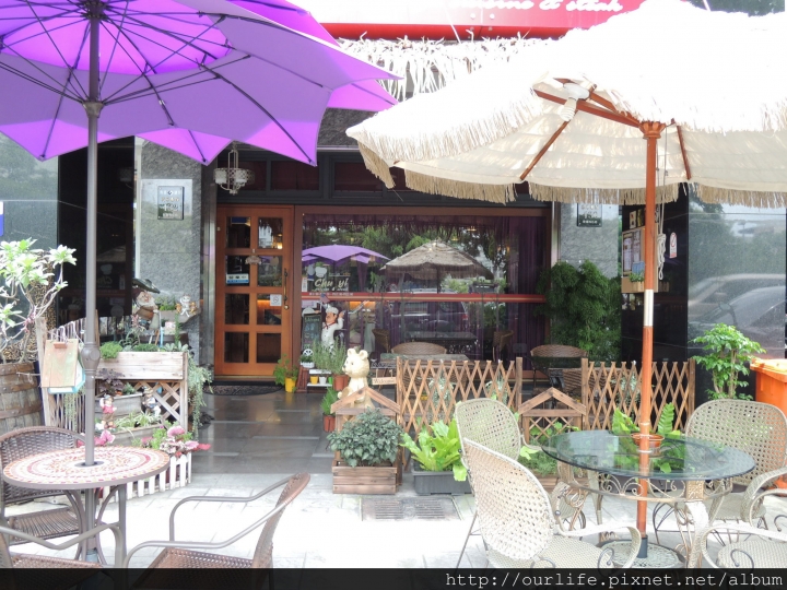 台中大里.軟嫩鮮甜又多汁的法式油封鴨胸@廚異料理牛排館(+wifi)